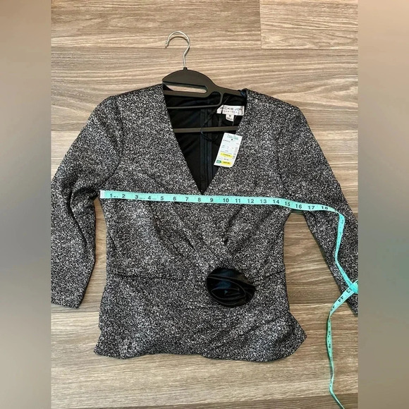 NWT Vintage black bubble top, faux wrap top, black rose, sequin top Jackie Jon - Picture 4 of 8